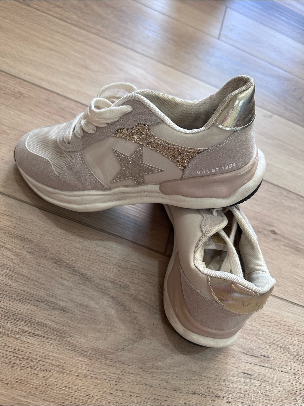 Vintage Havana Cream & Pink Glitter Star Sneakers